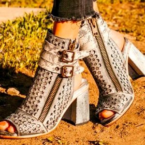 Freebird Teresa Ice size 10 NWB